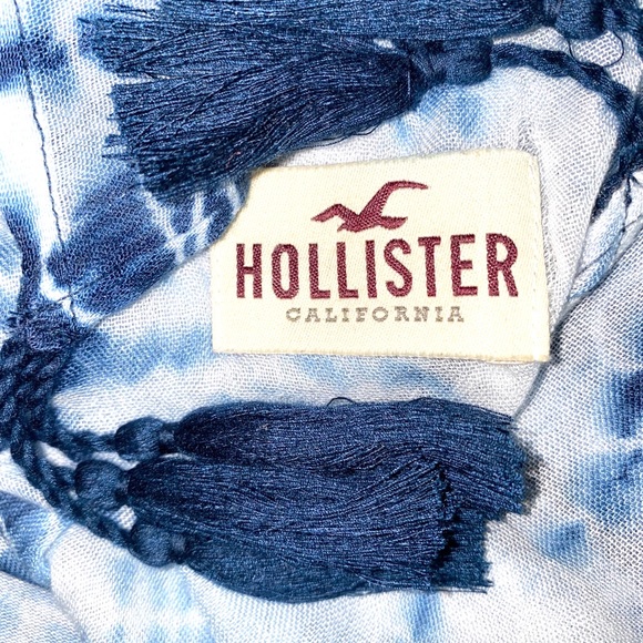 Hollister Tie Dye Square Scarf - Picture 7 of 7